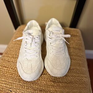 Gucci Rhyton Sneakers